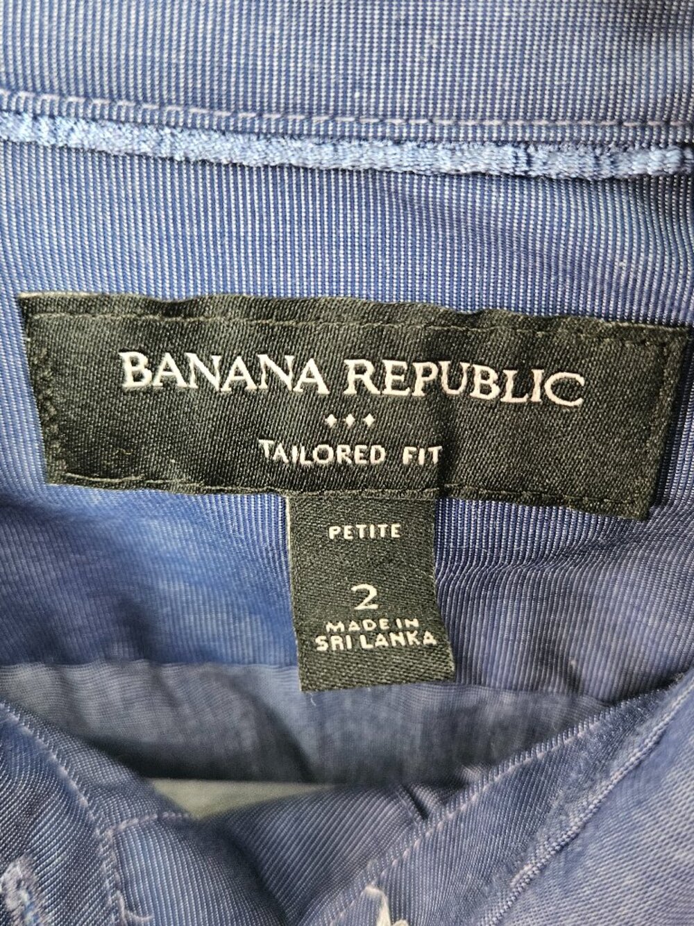Banana Republic Tailored Fit Button Front Dress Shirt Indigo 2 Petite - Picture 3 of 7